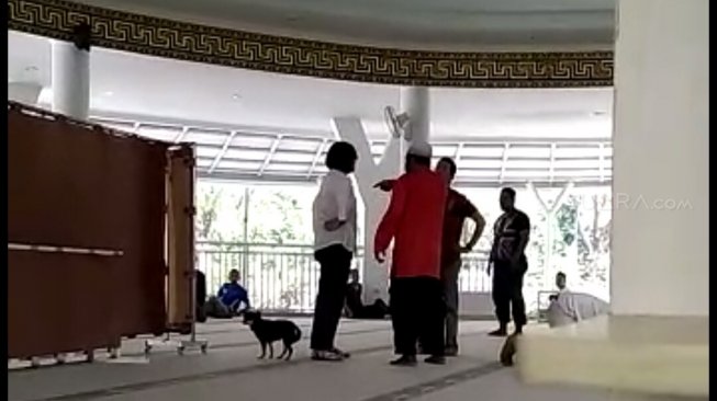 MUI Kabupaten Bogor Keluarkan Pandangan Hukum tentang Kasus Wanita Bawa Anjing ke Masjid